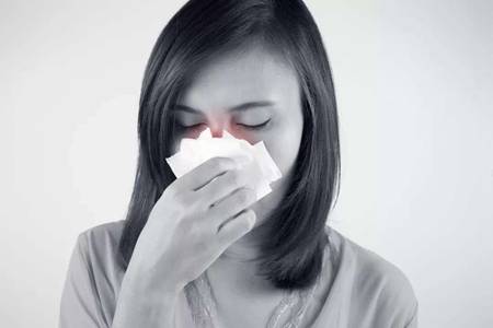 鼻炎的症状很好判断,千万别把它和感冒混为一谈
