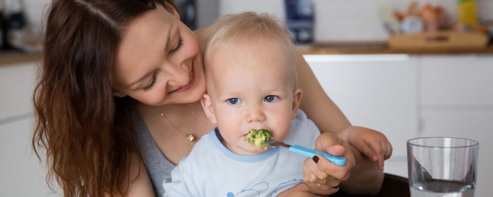 孩子不爱吃饭的原因有哪些 父母该怎么做