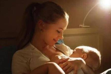婴儿睡眠不好的原因和正确做法 怎么让婴儿夜晚睡得安稳不易醒