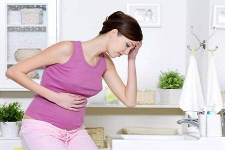 排卵期出血的三大原因，女性排卵期出血影响怀孕