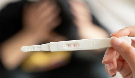 月经超过几天可以测出怀孕?孕早期三避免四注意要牢记