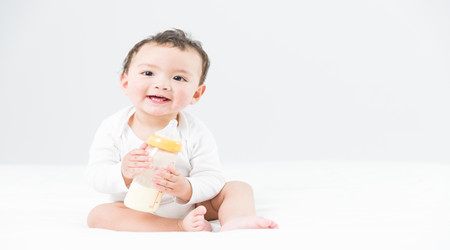 宝宝不喝奶粉怎么办 宝宝不喝奶粉的原因