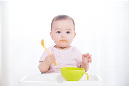 吃奶粉的婴儿大便是什么颜色