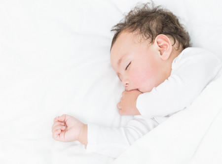 新生儿黄疸有什么症状和反应