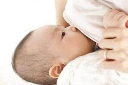 宝宝起热疹跟母乳有关吗