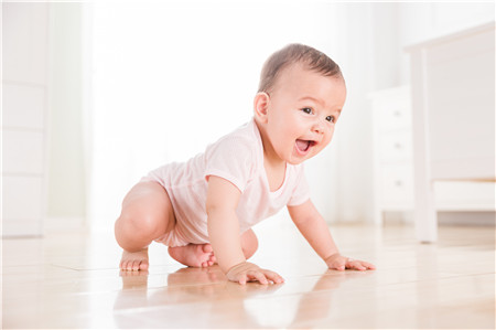 2021年1岁9个月宝宝智力发育标准