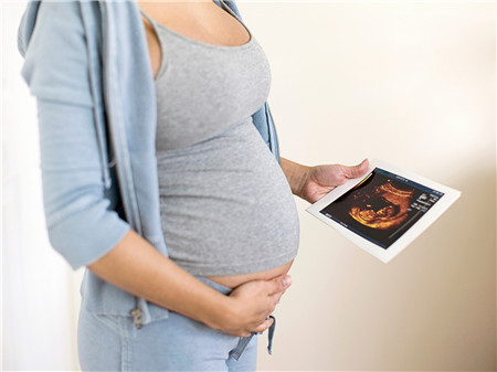 【怀孕7周HCG正常值是多少】怀孕7周HCG多少正常