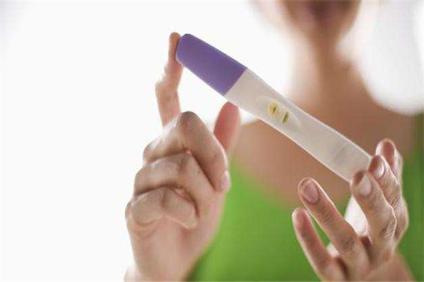 8个征兆说明你怀孕了 如果有这些症状一定去医院看看