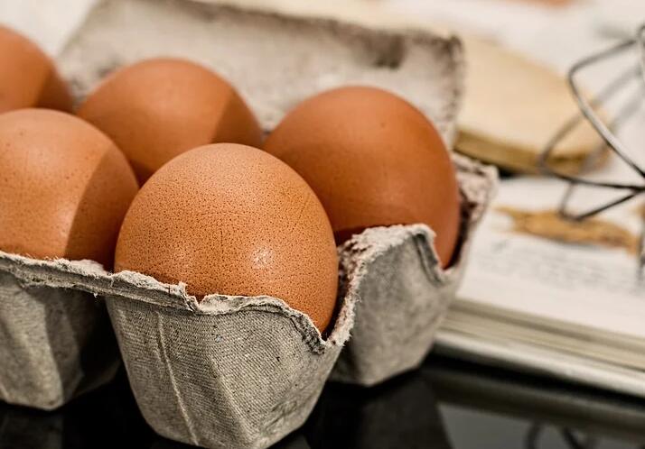 鸡蛋清怎么去黑头