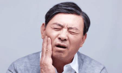 牙龈肿痛怎么办?养成好习惯不可忽视口腔卫生