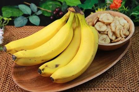 香蕉不能和什么一起吃,西瓜土豆都是香蕉禁忌搭配