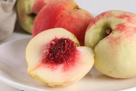 桃子的六个功效与作用,这三类禁忌人群不能吃桃子