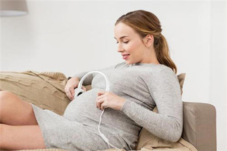 25岁女人怀孕六个月吃四种食物最好