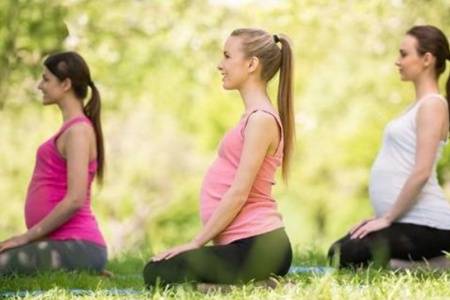 什么是孕妇瑜伽哪个时间段做最好 孕妇瑜伽的好处及注意事项