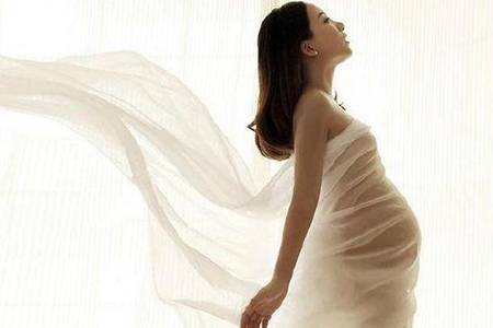 怀孕初期乳房会有哪些明显的变化？