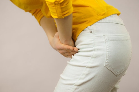 女性尿道炎症状表现有哪些？这四个女性尿道炎症状及时治疗