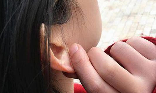 耳鸣是有什么引起的？导致耳鸣的原因有哪些？