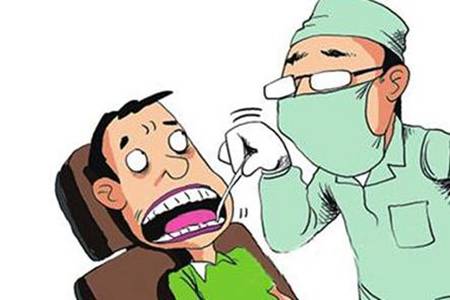 造成口腔溃疡的原因是什么 这些口腔溃疡的预防治疗方法值得学习
