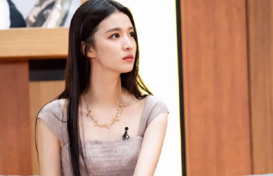 王楚然个人资料简介及绝美照片介绍