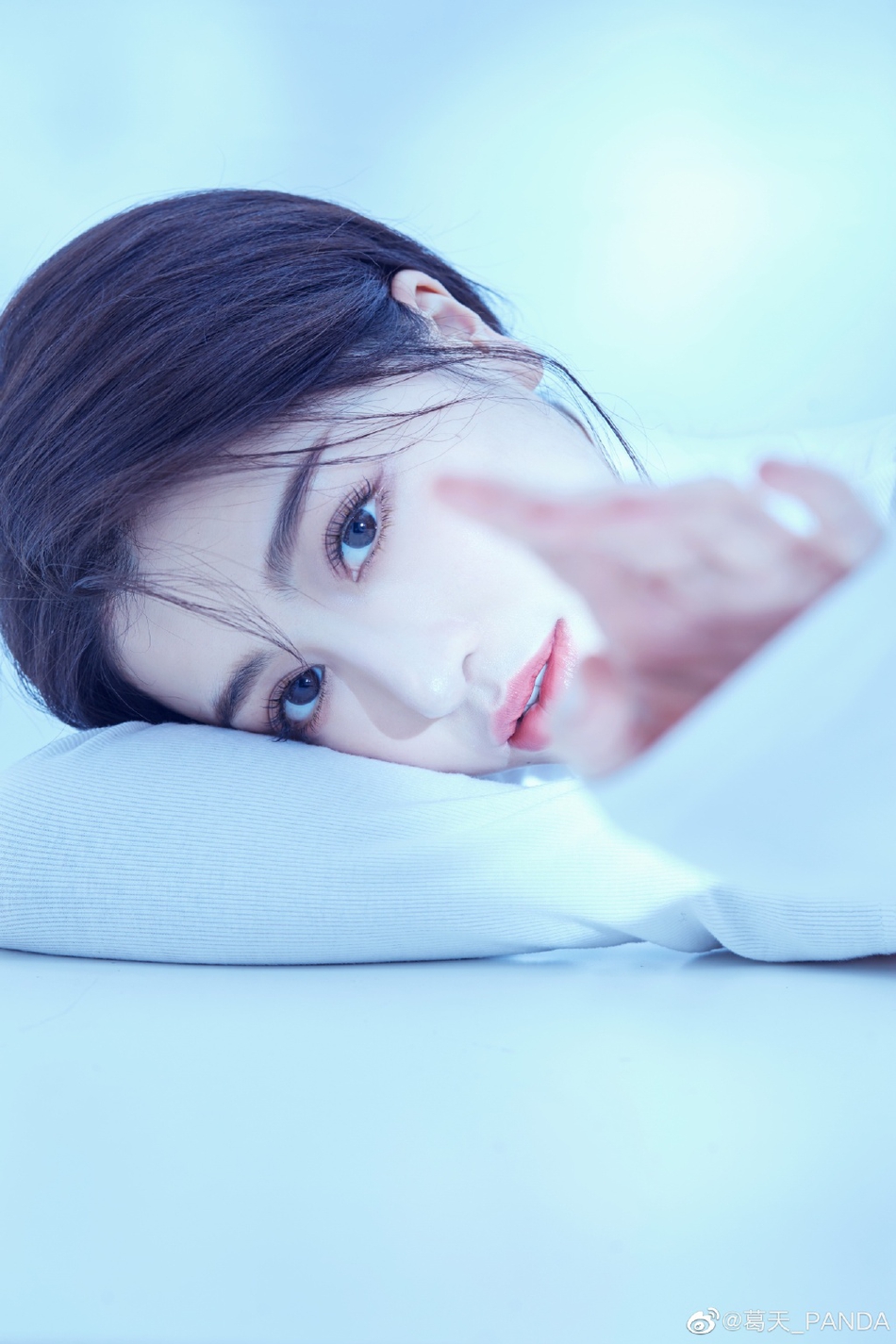 刘翔前妻晒美照气质清冷 双眸勾人嘴唇性感又纯又欲