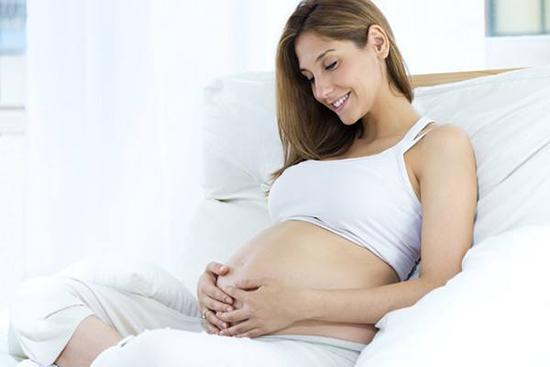 这些很多孕妇都喜欢吃的食物,却会引发胎毒,孕期要少吃