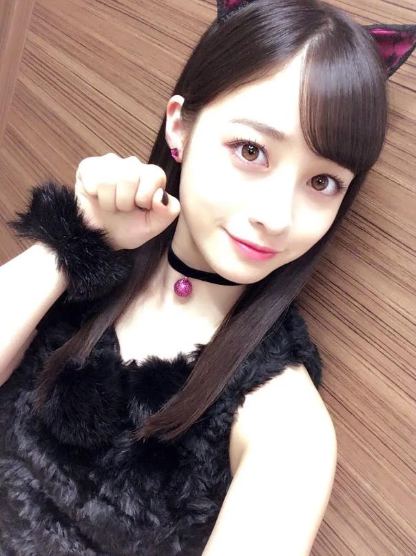 作为女神，桥本坏奈的话题度自然非常高，很多人会把桥本环奈和男星道枝骏佑联系起来，两人之间到底有什么关系也是挺奇怪的。