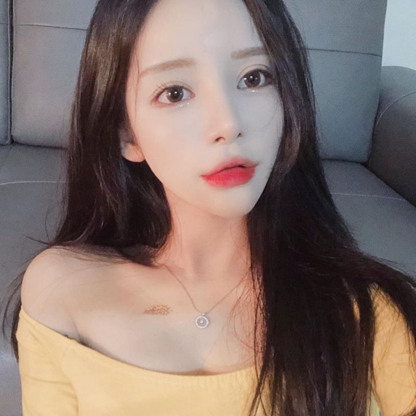 韩国Angelababy！「曲线爆辣」的漂亮小姐姐Dami胸前线条让人浑身发烫！