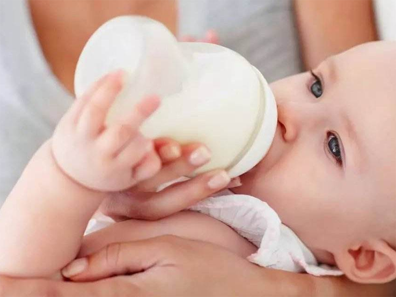 几个月的小孩开始不吃夜奶？
