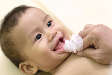 宝宝口水疹怎么治疗和护理？这四个宝宝口水疹护理方法