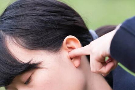 耳鸣怎么快速消除？这五个治耳鸣最简单的方法