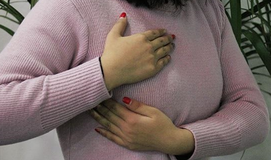 哪些壞習慣,可能會導致乳腺出現異常？別忽視,第一種和男人有關