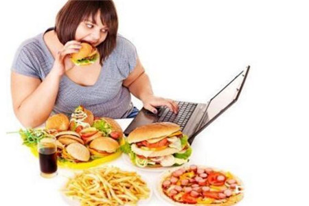 胃胀最常见的四个原因