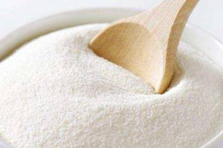 羊奶粉的功效与作用 羊奶粉有什么禁忌可以空腹喝吗