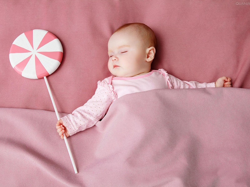 为什么宝宝困想睡觉都要哭闹一下？直接睡不好吗？