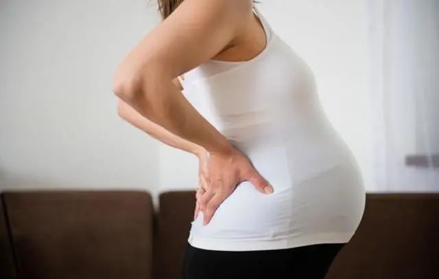怀孕后,孕妈该如何判断肚子里的胎儿是否健康？了解一下心里有底