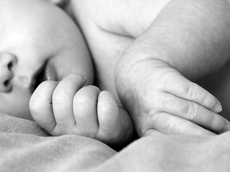 最近发现几例婴儿感染新冠肺炎病例,小宝宝该如何预防？