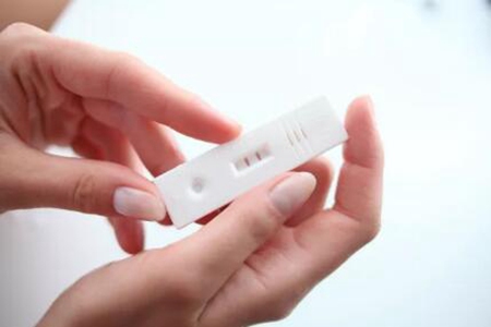 验孕棒什么时候测最准？验孕棒一深一浅是怀孕了吗