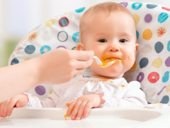 宝宝晚上睡觉前,这5种食物可以常吃,能帮助长高,还有益于睡眠