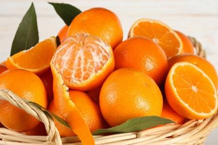橘子的功效和作用是什么？吃橘子的好处和坏处