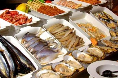 海鲜不能和什么一起吃？这四个海鲜不能同时使用的食物