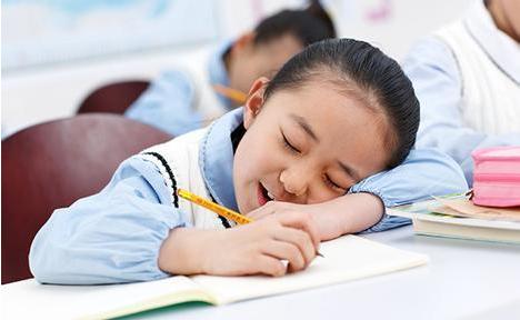 教育部:小学生每日睡眠应达10小时