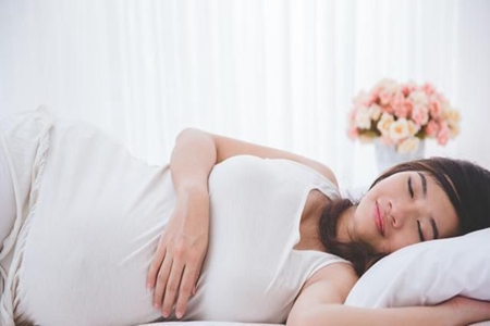 孕期要怎么睡最舒服？分享孕期各阶段最佳睡姿