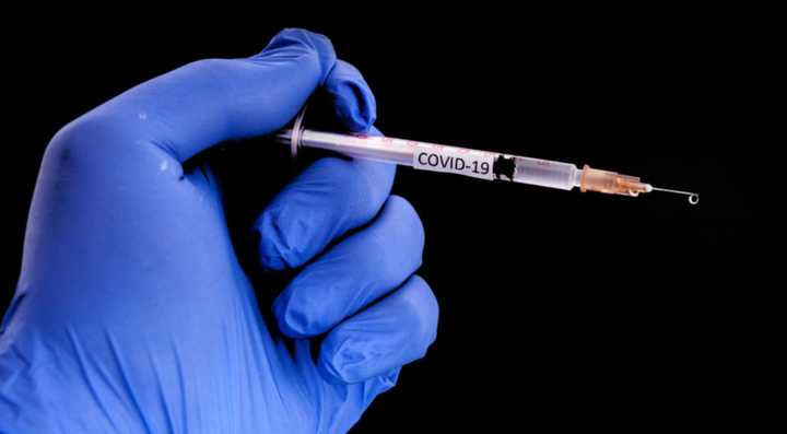 美国5800人接种疫苗后感染新冠