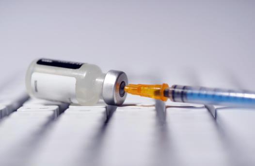 流鼻涕能打新冠疫苗吗？新冠疫苗批次不同会有不同反应吗？