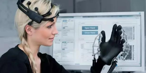 国际最新研发出一种新脑机接口助力瘫痪人士交流
