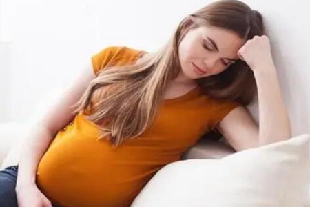 受精卵着床有什么症状？这四个女人怀孕初期症状