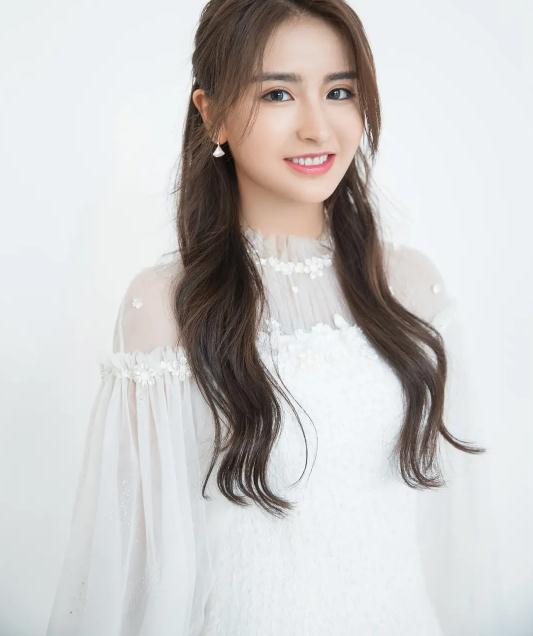 金子涵好大(金子涵太漂亮了)