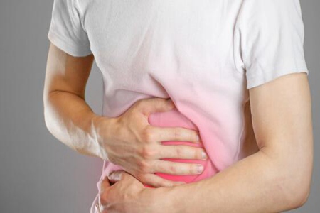 肚子疼一阵一阵的绞痛怎么回事？这四种原因及时调理治疗