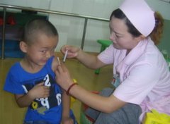 【小儿麻疹】小儿麻疹的症状和治疗方法_小儿麻疹需要注意什么
