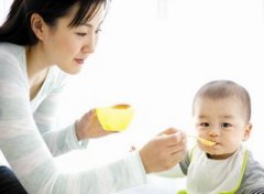 7个月宝宝缺钙的症状_7个月宝宝怎么补钙_7个月宝宝补钙食谱